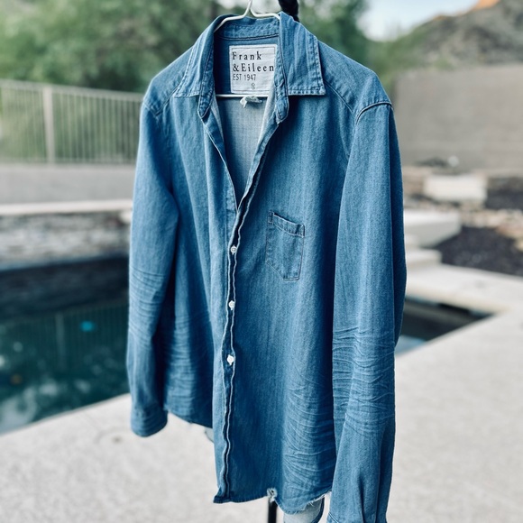 Frank & Eileen, EILEEN Denim Button Down Shirt - Picture 5 of 6